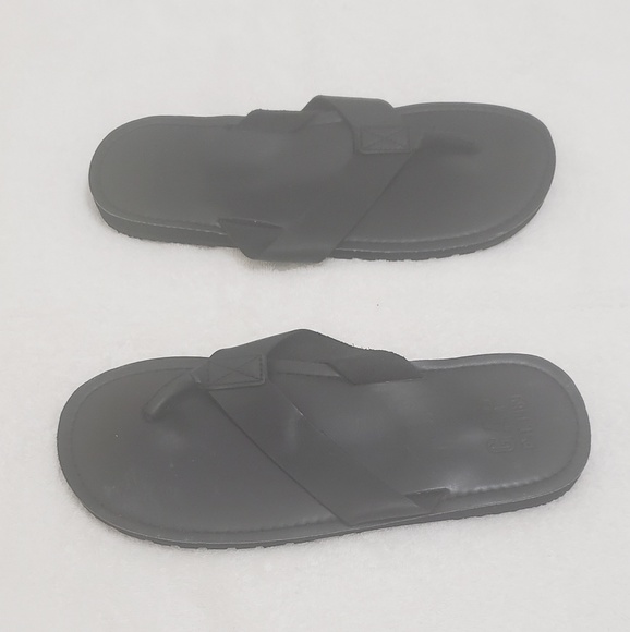 GAP Other - GAP Mens Flip-Flops